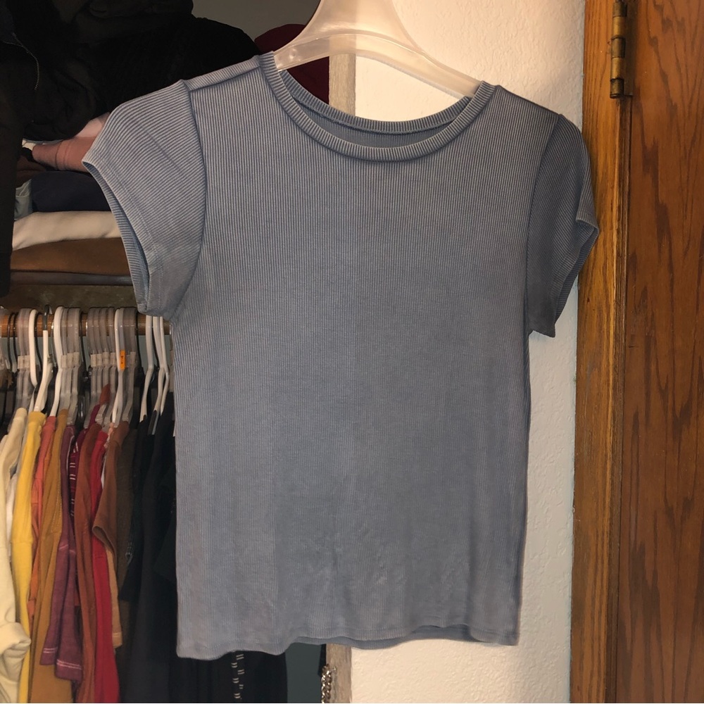 american eagle soft and sexy light blue short sleeve top